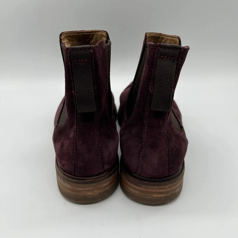 Clarks Mens‎ Size 7.5 Suede Chelsea Boot Casual Wine Pull On EUC